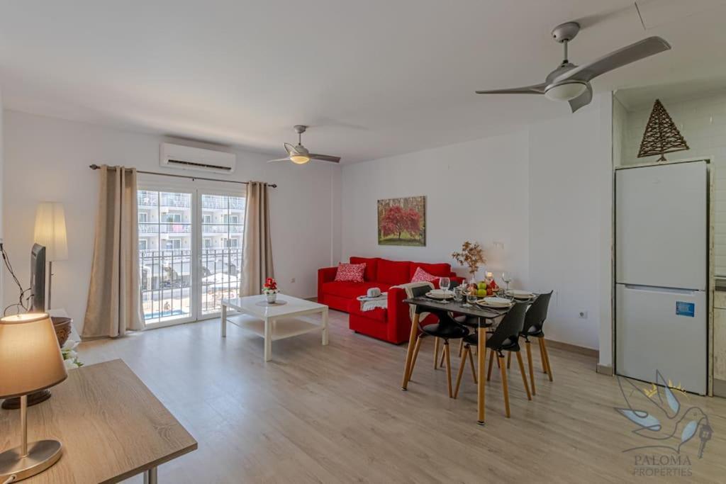 Benalroma Spacious Apartment 50 Mt From The Beach Benalmádena Kültér fotó